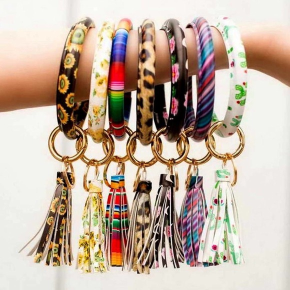 Yellow Leopard Vegan Leather Tassel Bangle Keychain~~NWOT - Picture 3 of 5